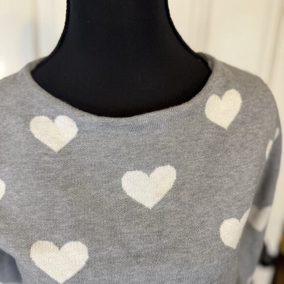 Cynthia Rowley Sweater Womens Sz XS Gray With White Hearts Crewneck Pullover - Picture 3 of 7